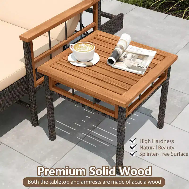Ensemble de 2 chaises longues de jardin Costway en rotin avec table d'appoint, inclinables, marron mélangé, beige