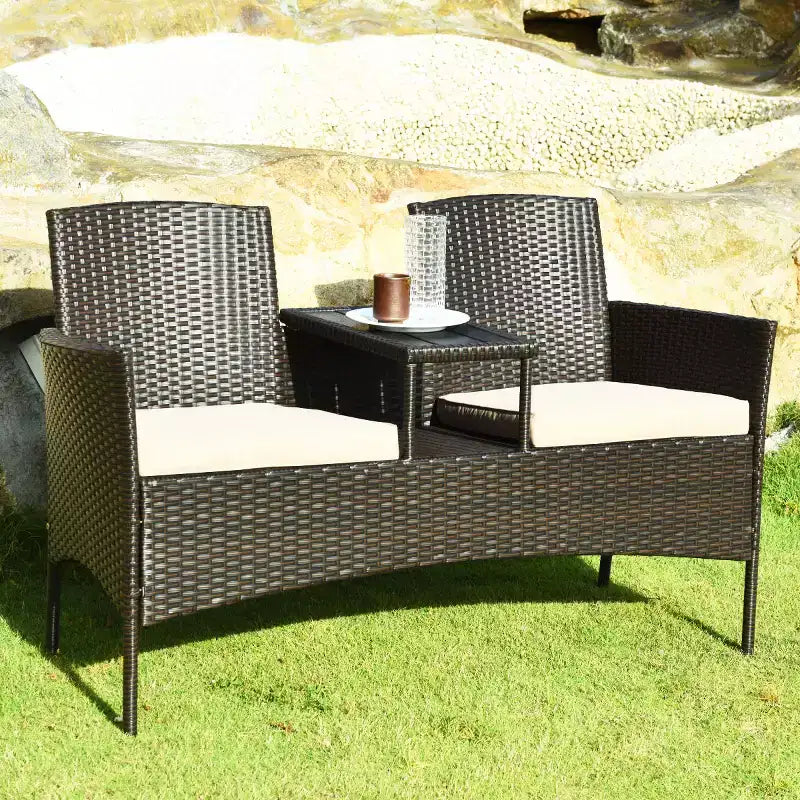 Costway Ensemble de Conversation de Jardin en Rotin Breveté Causeuse Canapé Table Chaises Coussiné